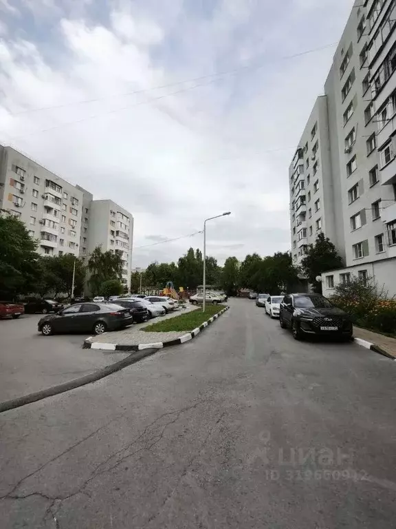 2-к кв. Белгородская область, Белгород ул. Костюкова, 59 (47.0 м) - Фото 0
