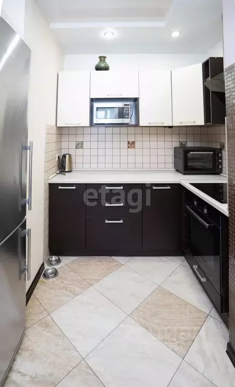 2-к кв. Ханты-Мансийский АО, Сургут Университетская ул., 11 (85.0 м) - Фото 1