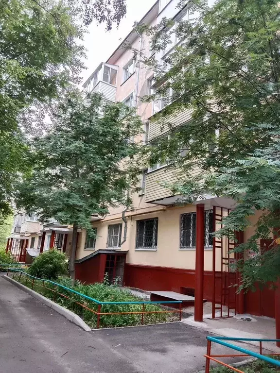 Комната 22 м в 2-к., 2/5 эт. - Фото 0