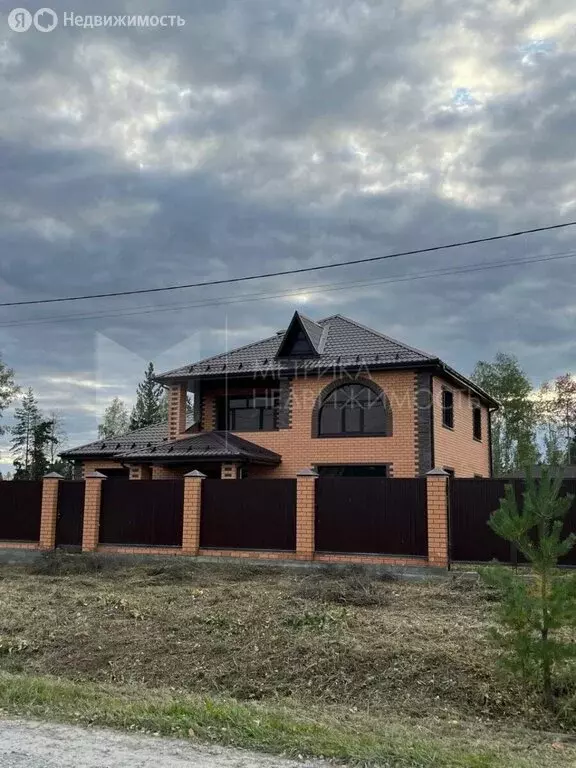 Дом в село Тюнево, Сибирская улица (162 м) - Фото 2