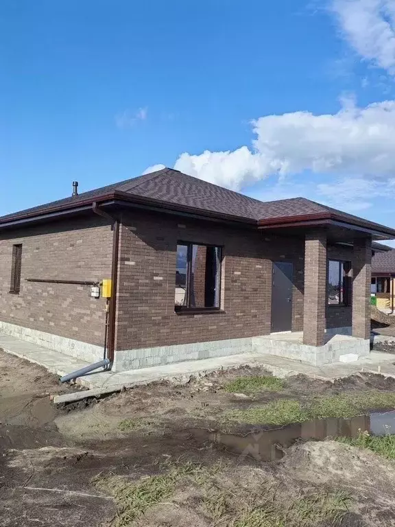 Дом в Белгородская область, Старый Оскол пер. 1-й Степной (130 м) - Фото 1