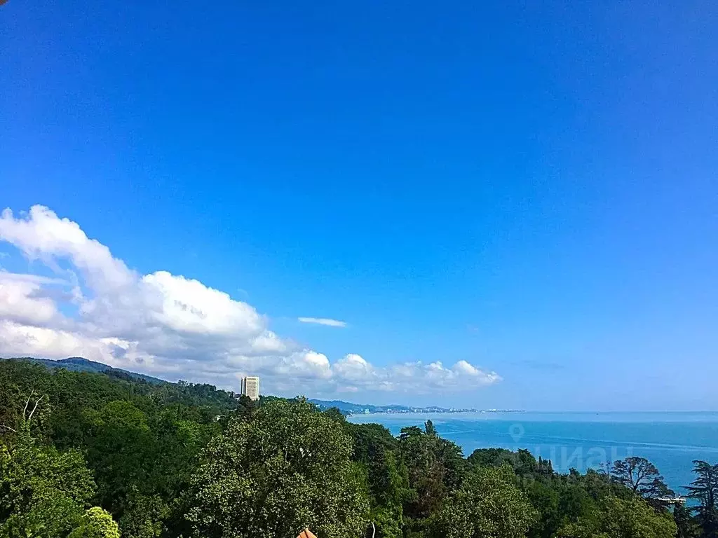 Дом в Краснодарский край, Сочи Курортный просп., 108/10 (150 м) - Фото 1