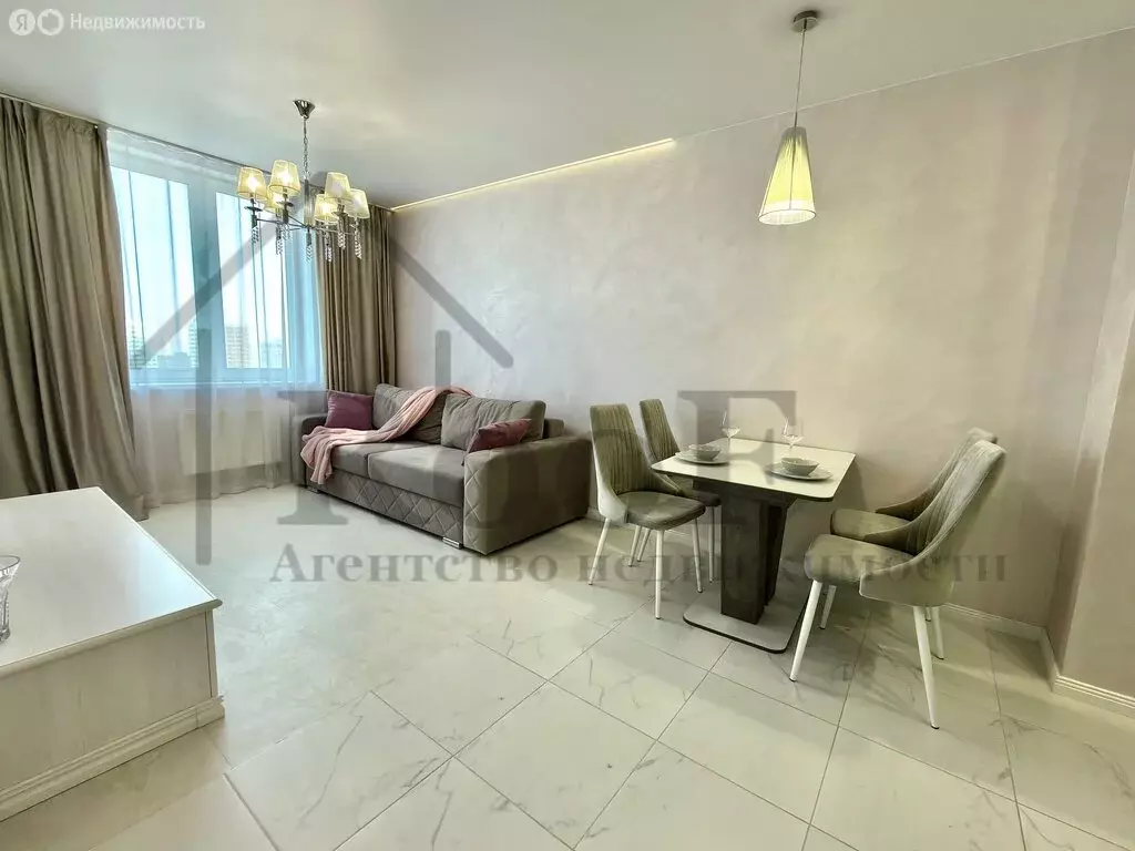 3-комнатная квартира: Екатеринбург, Заводская улица, 73 (51.7 м) - Фото 1