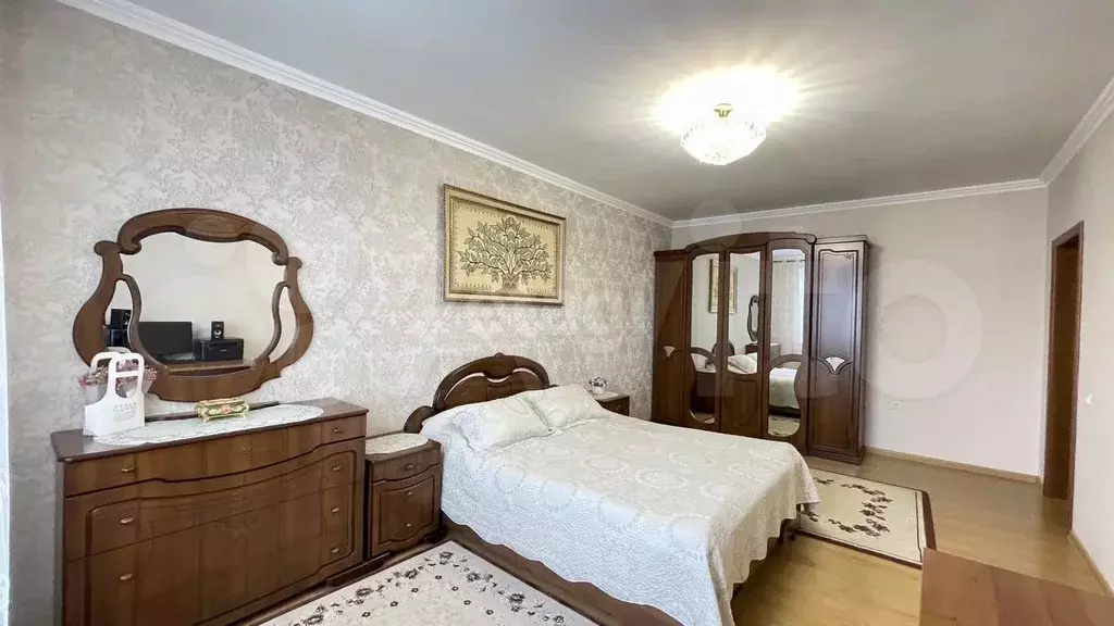 3-к. квартира, 130,9 м, 5/6 эт. - Фото 1