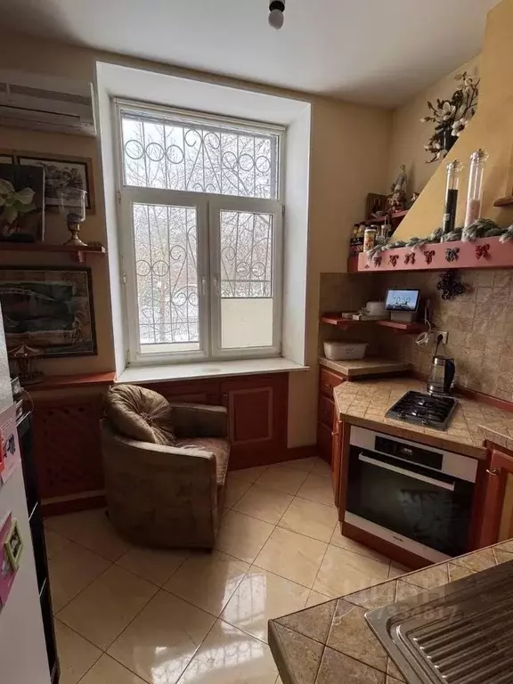 3-к кв. Москва ул. Шухова, 6к2 (77.1 м) - Фото 2