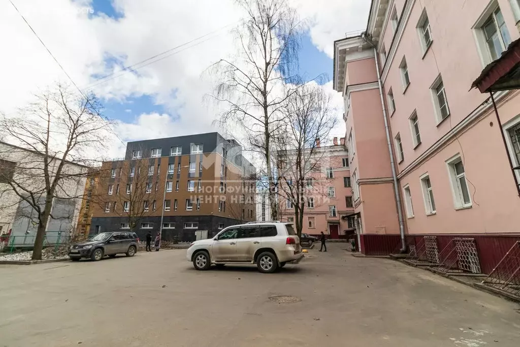 3-комнатная квартира: Петрозаводск, проспект Ленина, 12 (90.8 м) - Фото 1