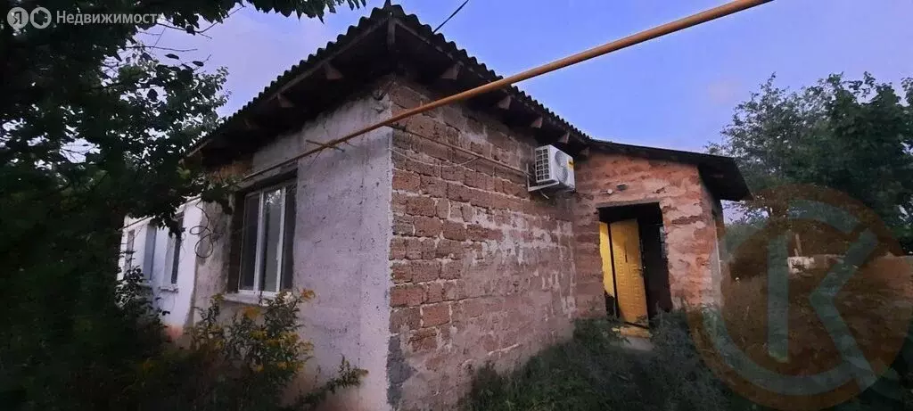 Дом в Сакский район, Вересаевское сельское поселение, село Глинка, ... - Фото 1