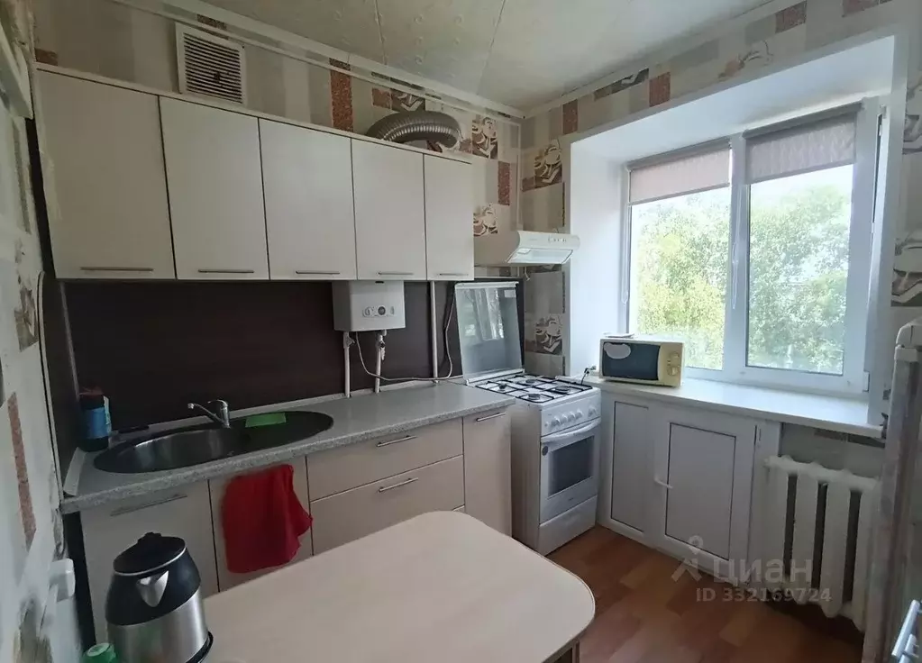 1-к кв. Татарстан, Агрыз ул. Карла Маркса, 6 (30.0 м) - Фото 1