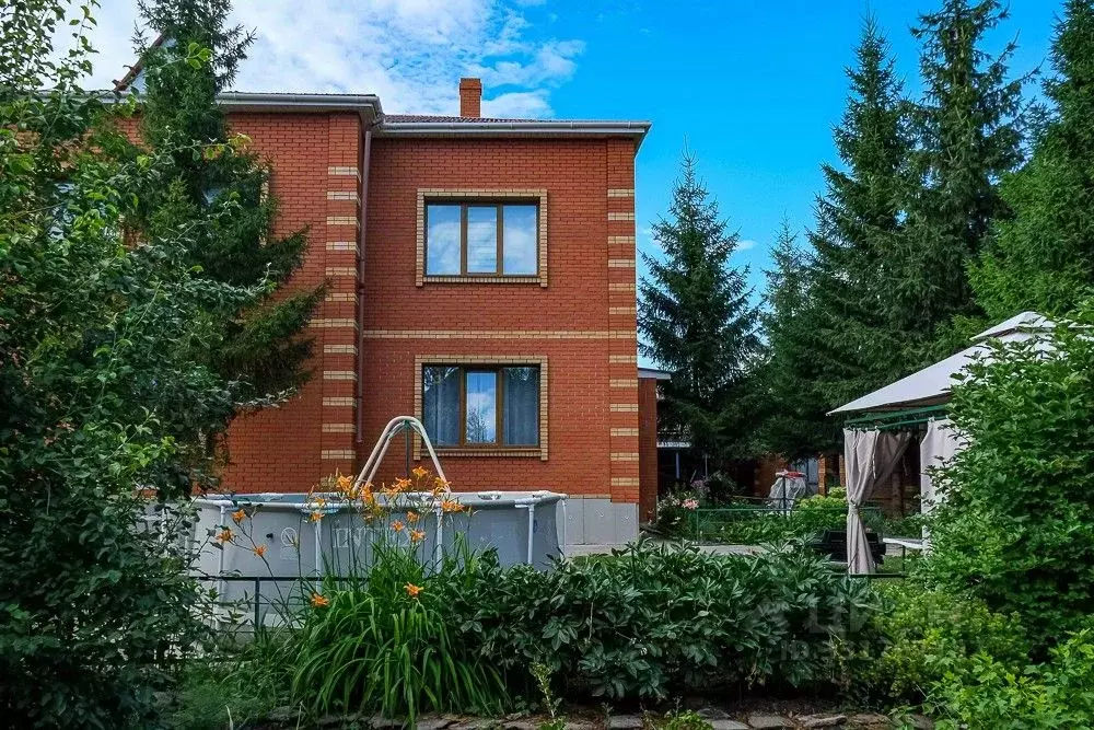 Дом в Омская область, Омск Широкая ул., 10 (357 м) - Фото 1