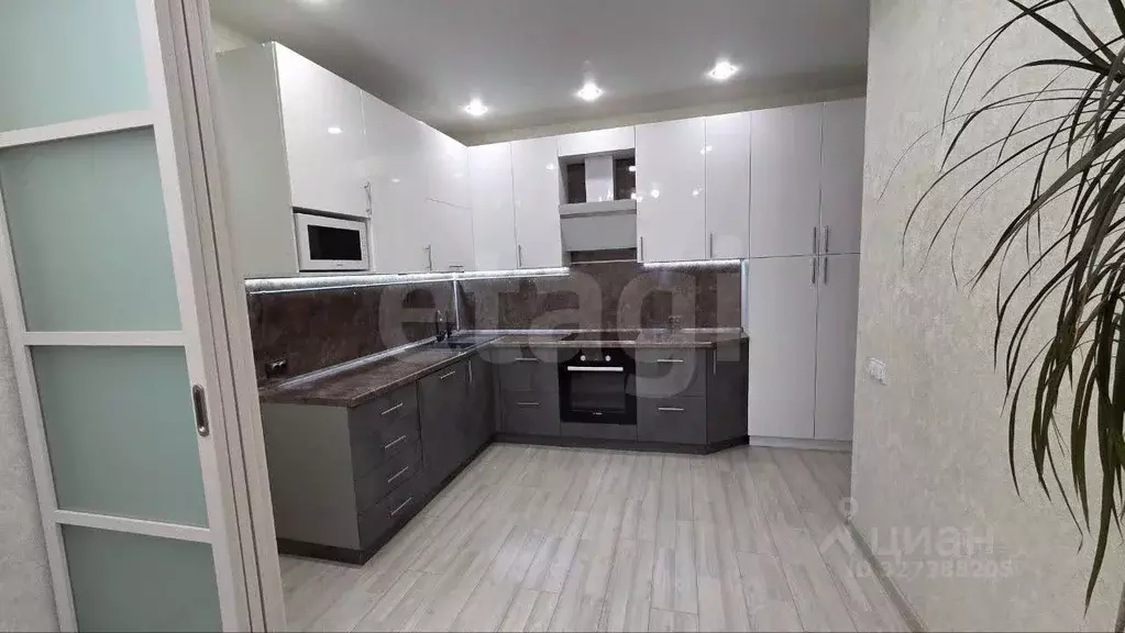 2-к кв. Башкортостан, Уфа ул. Цюрупы, 145/1 (65.0 м) - Фото 1