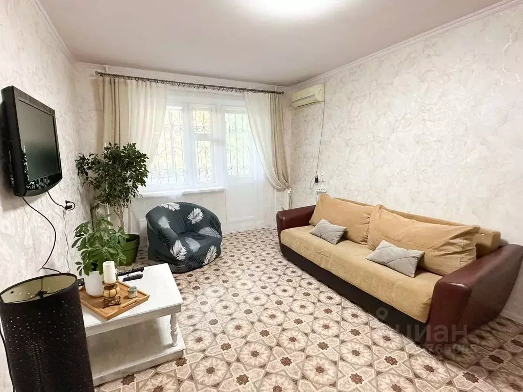 1-к кв. Краснодарский край, Новороссийск ул. Куникова, 11 (39.0 м) - Фото 1