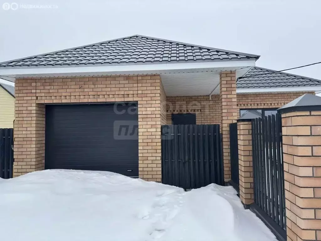 Дом в Оренбургский район, Красноуральский сельсовет, село имени 9 ... - Фото 1