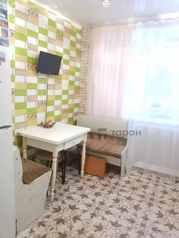 3-комнатная квартира: Еманжелинск, улица Шахтёра, 181А (79.5 м) - Фото 2