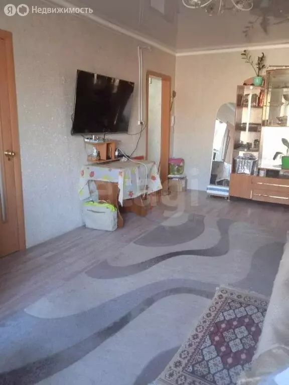 3-комнатная квартира: Горно-Алтайск, Коммунистический проспект, 3 (60 ... - Фото 1