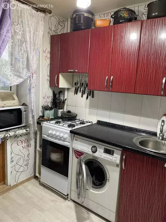 3-комнатная квартира: Заволжск, улица Мира, 15А (58 м) - Фото 1