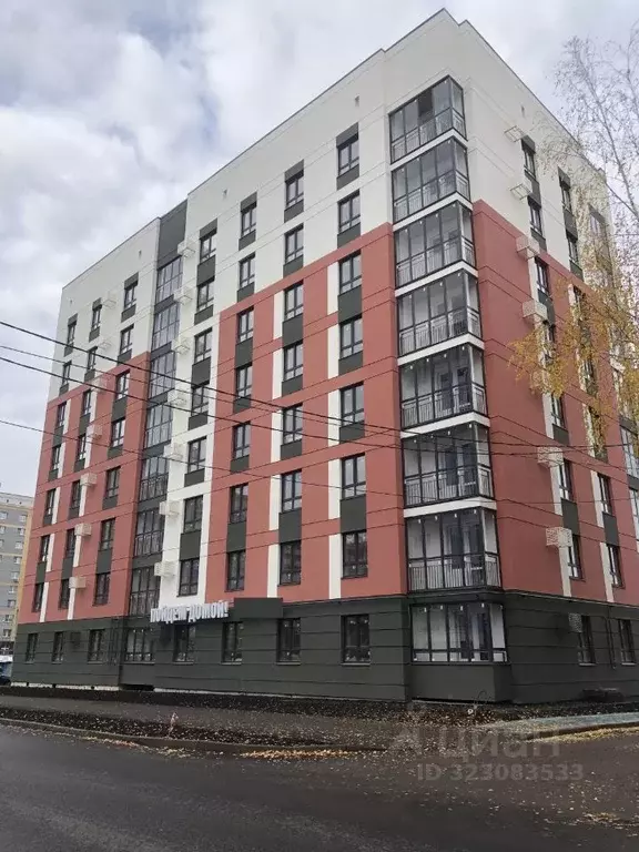 2-к кв. Мордовия, Саранск Республиканская ул., 47 (66.8 м) - Фото 1