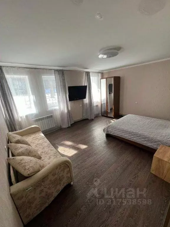 2-к кв. Ставропольский край, Кисловодск Широкая ул., 13 (64.0 м) - Фото 0
