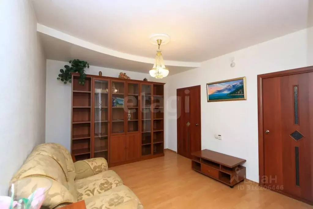2-к кв. Иркутская область, Иркутск ул. Трилиссера, 62/1 (81.8 м) - Фото 0