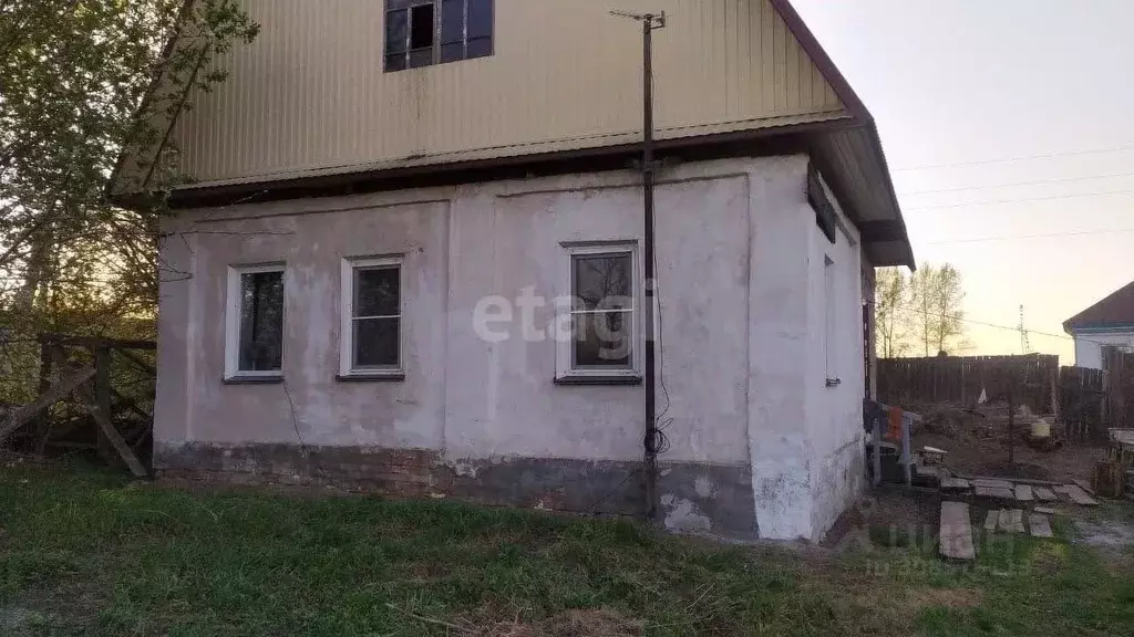 Дом в Алтайский край, Зональный район, с. Новая Чемровка Зеленая ул., ... - Фото 0
