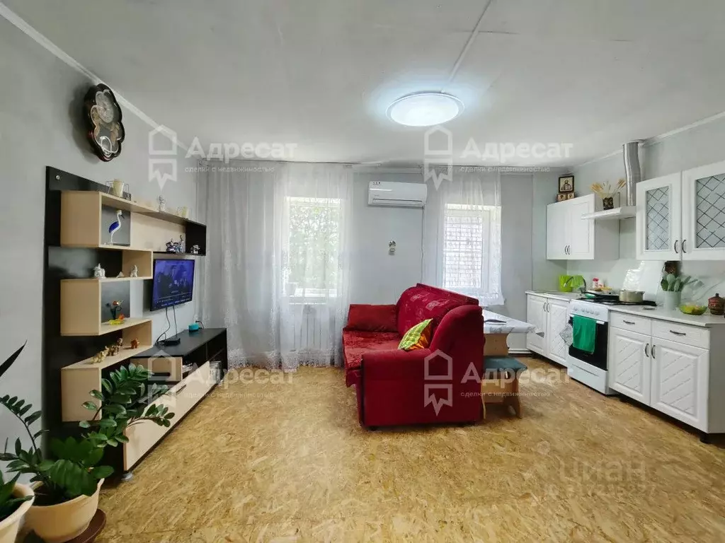 Дом в Волгоградская область, Городищенский район, Ерзовское городское ... - Фото 1