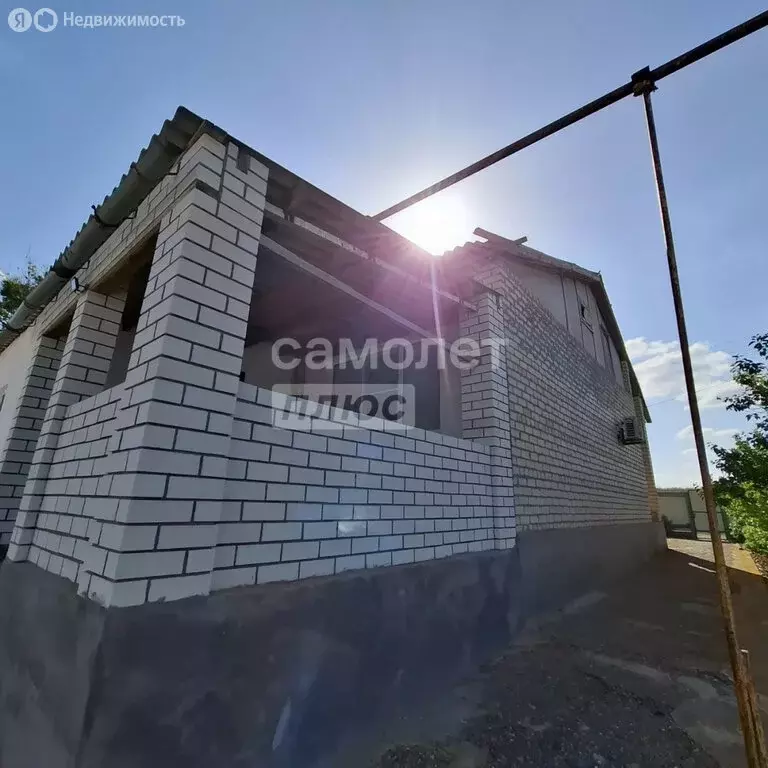 3-комнатная квартира: посёлок Улан Хол, улица Мира, 4 (70 м) - Фото 1