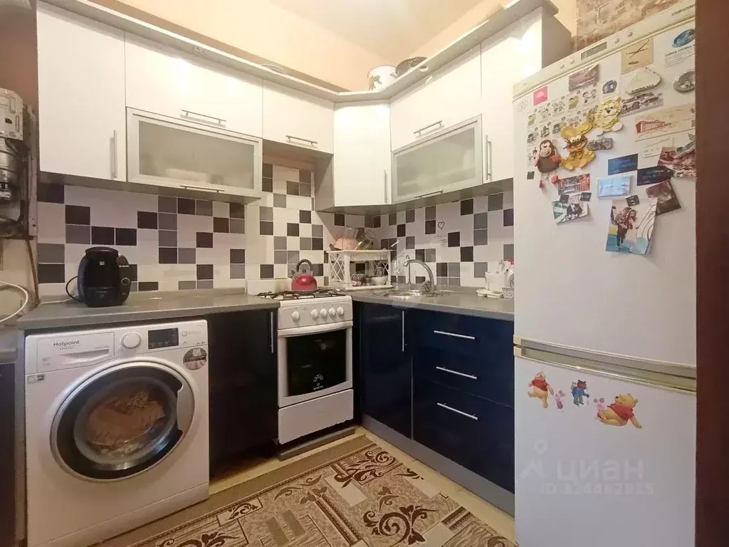 2-к кв. Смоленская область, Смоленск Молодежная ул., 12 (37.9 м) - Фото 1