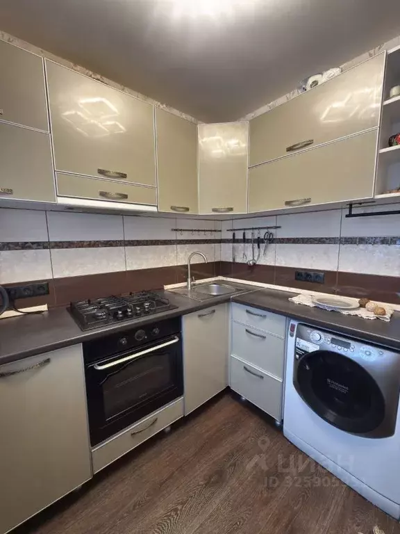 2-к кв. Волгоградская область, Волгоград ул. Хиросимы, 11 (45.1 м) - Фото 1