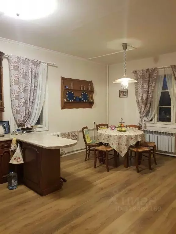 Дом в Санкт-Петербург Межозерная ул., 5 (236 м) - Фото 1