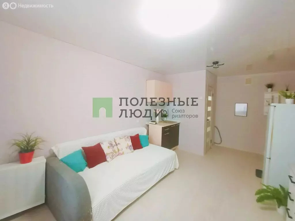 1-комнатная квартира: Ижевск, улица Коммунаров, 353 (12 м) - Фото 2