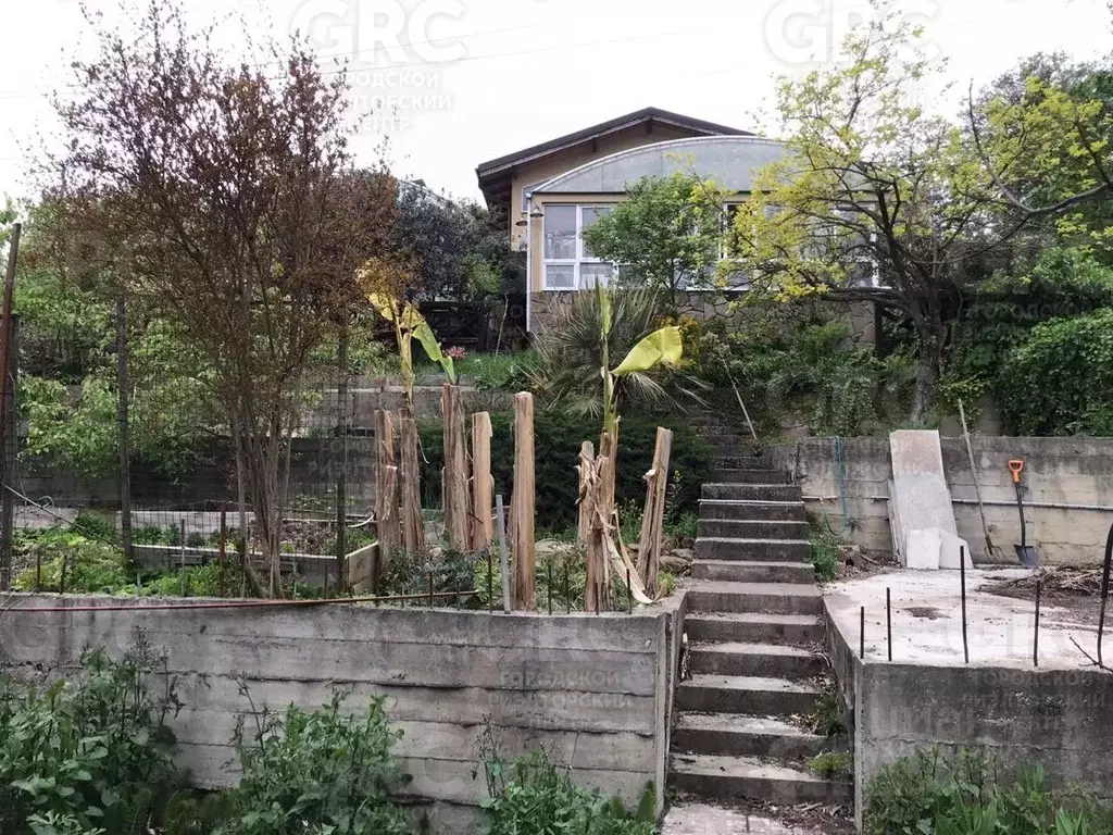 Дом в Краснодарский край, Сочи городской округ, с. Высокое ул. ... - Фото 1