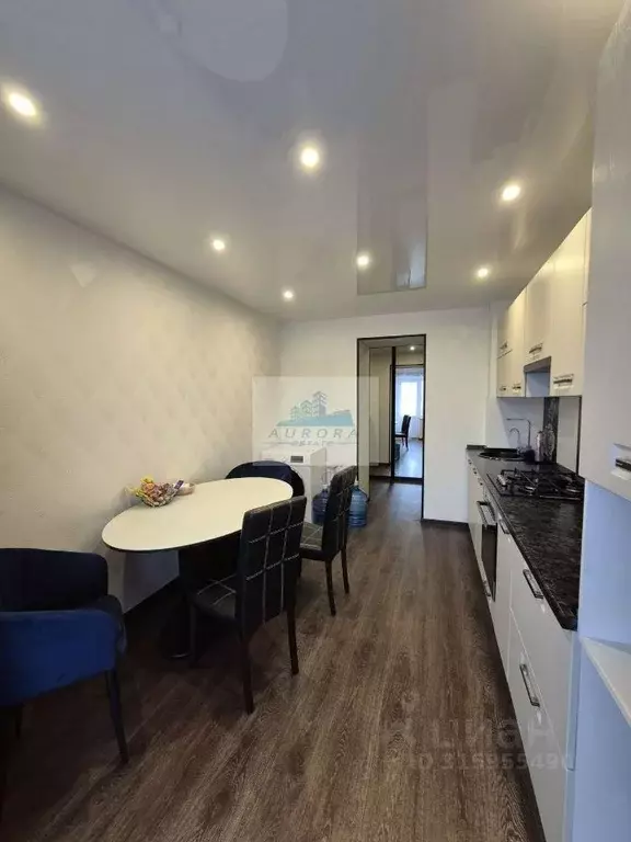 2-к кв. Саратовская область, Саратов Осенняя ул., 8 (73.0 м) - Фото 1