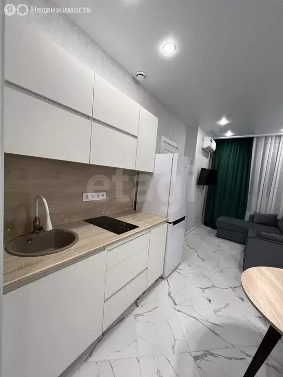 1-комнатная квартира: Тюмень, улица Менжинского, 60 (28 м) - Фото 0