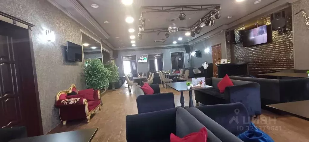 Торговая площадь в Кабардино-Балкария, Нальчик ул. Шарданова, 33 (932 ... - Фото 1