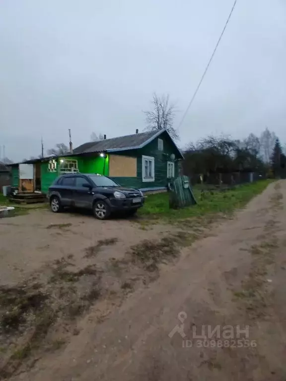 Дом в Псковская область, Порховский муниципальный округ, с. Славковичи ... - Фото 0