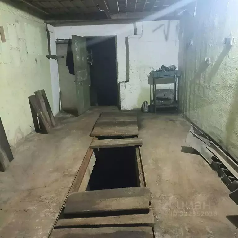 Гараж в Красноярский край, Красноярск Брянская ул., 132а (45 м) - Фото 1