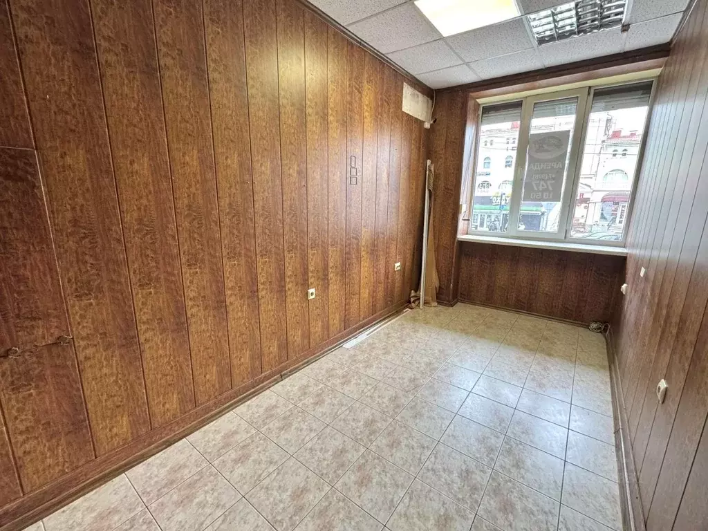 Помещение свободного назначения в Севастополь ул. Очаковцев, 36 (9 м) - Фото 1