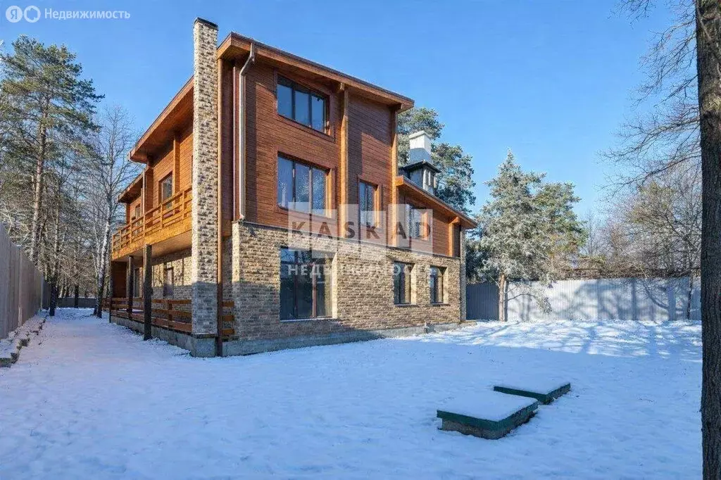 Дом в посёлок городского типа Малаховка, улица Островского, 4А (280 м) - Фото 2