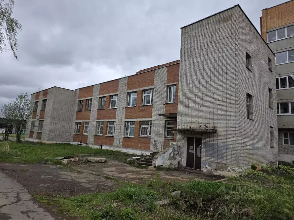 Помещение свободного назначения в Удмуртия, Глазов ул. Драгунова, 50 ... - Фото 1