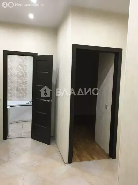 2-комнатная квартира: Химки, квартал Клязьма, Набережный проезд, 1к1 ... - Фото 2