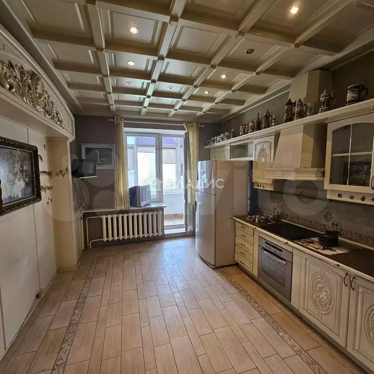 3-к. квартира, 134 м, 4/7 эт. - Фото 0