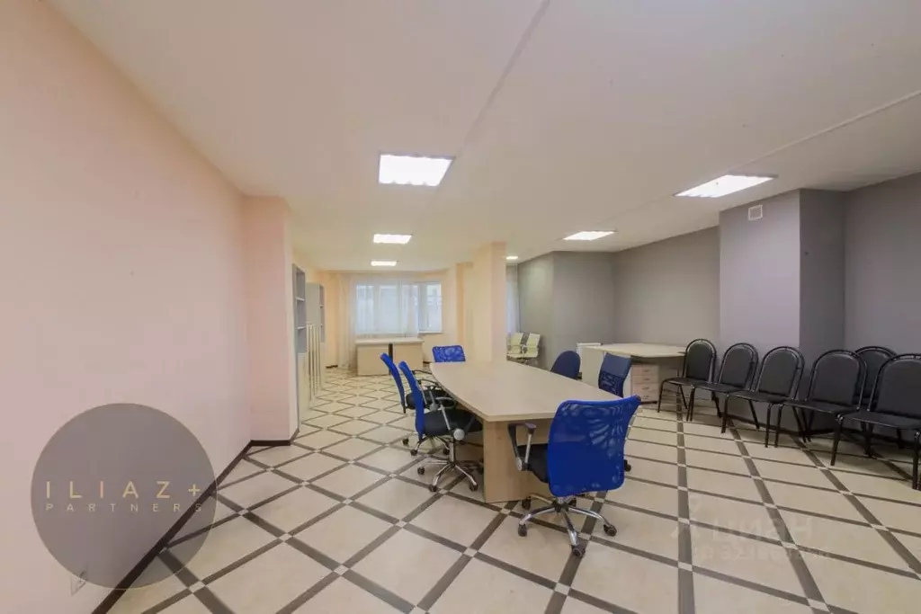 Помещение свободного назначения в Москва 6-я Радиальная ул., 3к6 (65 ... - Фото 1