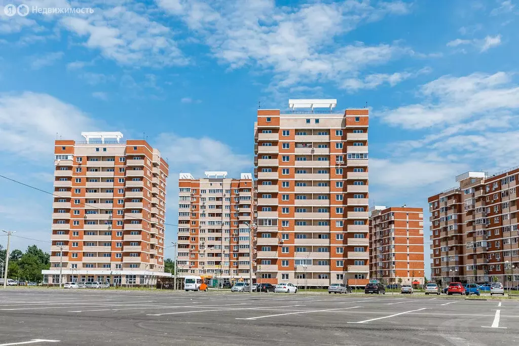Квартира-студия: Краснодар, улица Западный Обход, 42к5 (28 м) - Фото 0