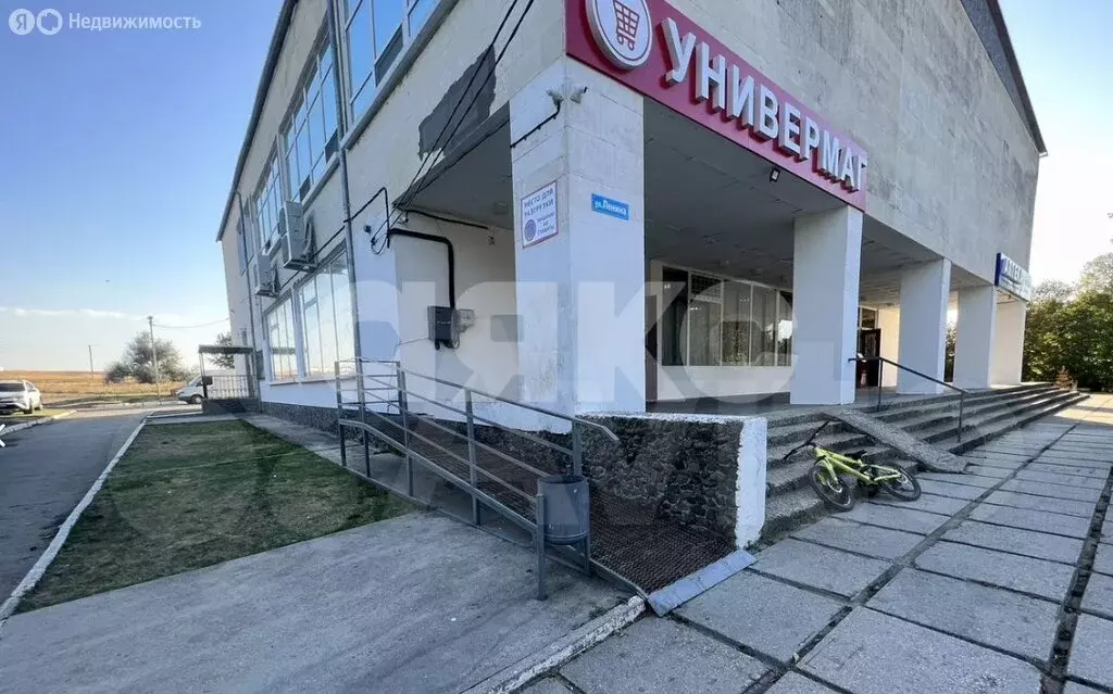 Торговая площадь (440 м) - Фото 1