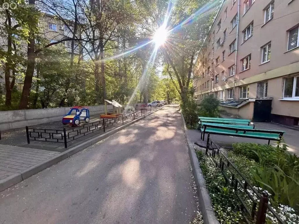 1к в -комнатной квартире (9.4 м) - Фото 1
