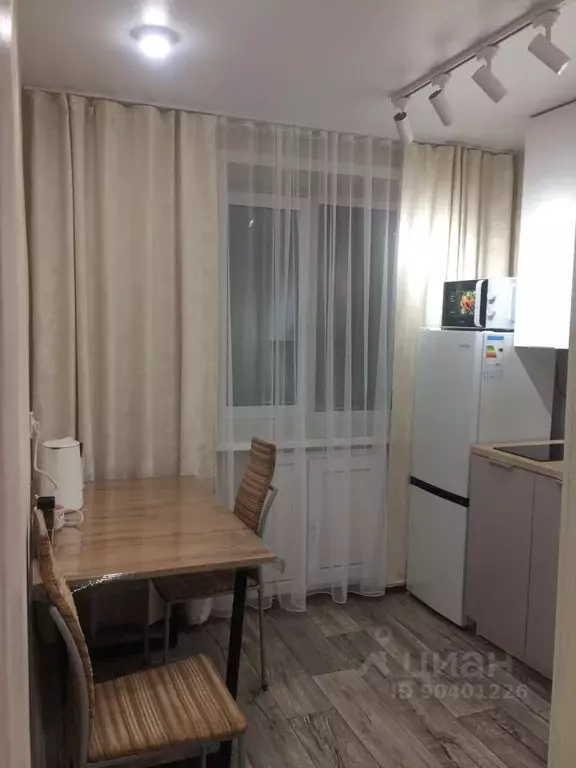 1-к кв. Кемеровская область, Анжеро-Судженск ул. Ленина, 24 (30.0 м) - Фото 0