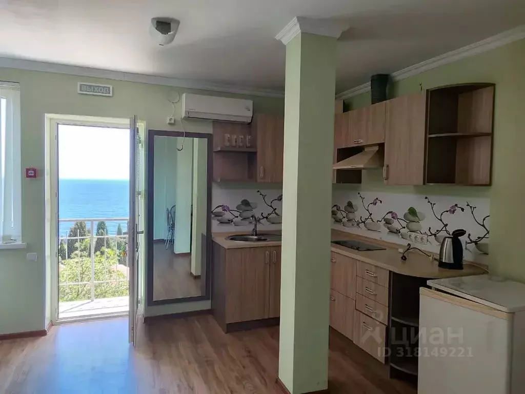 2-к кв. Крым, Алушта ул. Набережная, 24Г (40.0 м) - Фото 0