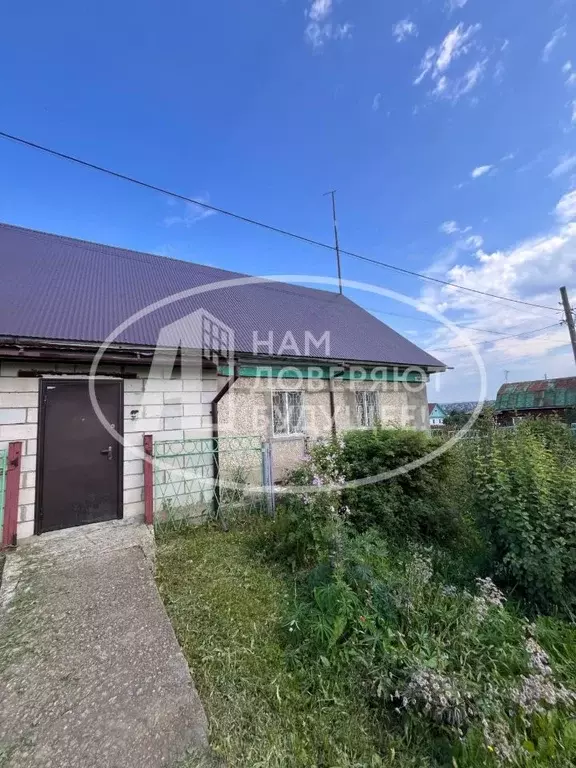 Дом в Пермский край, Лысьва Рождественская ул. (80 м) - Фото 2