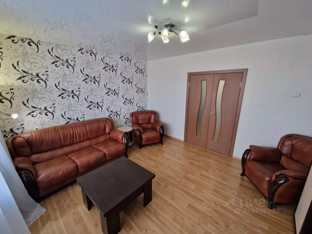 2-к кв. Кемеровская область, Новокузнецк ул. Свердлова, 12 (50.0 м) - Фото 1