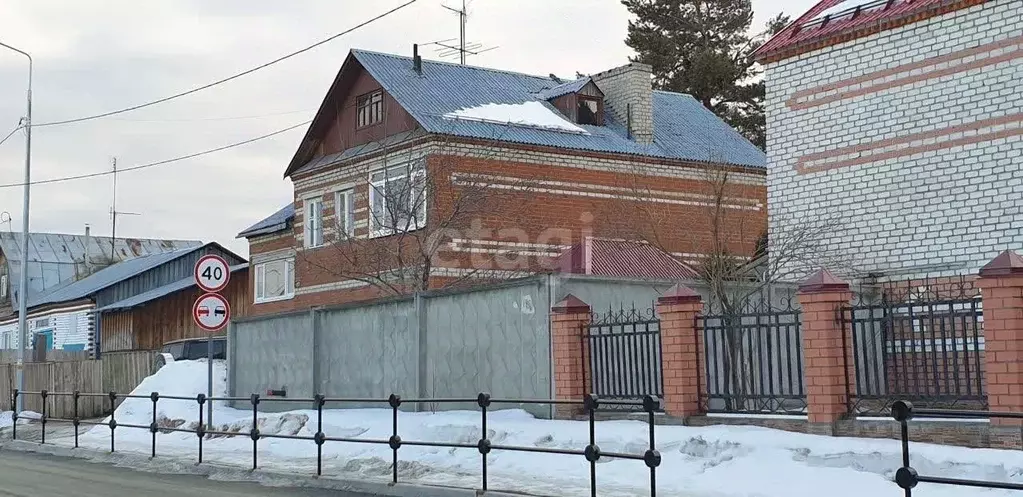 Дом в Свердловская область, Полевской ул. Максима Горького, 45 (181 м) - Фото 0