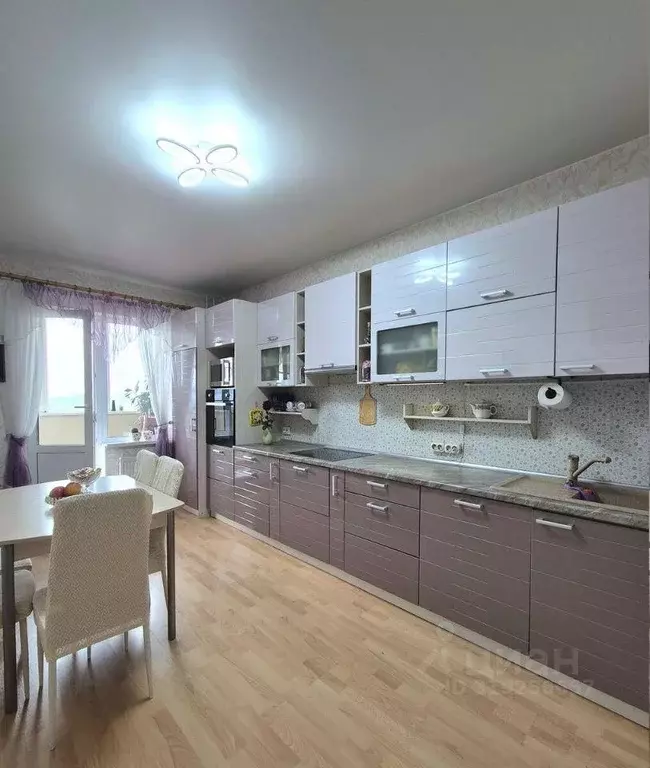 Квартира, 5 и более комнат, 142.4 м - Фото 0